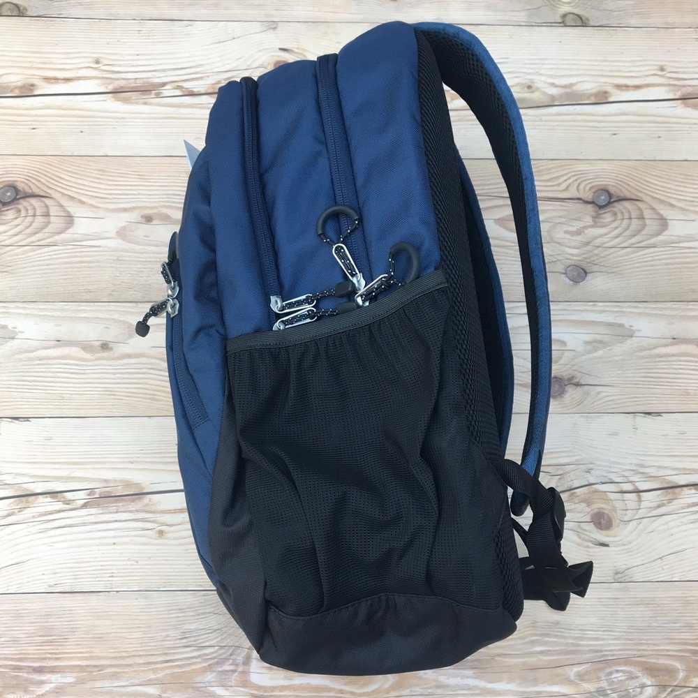 Columbia Multnomah Backpack - Picture 3 of 16